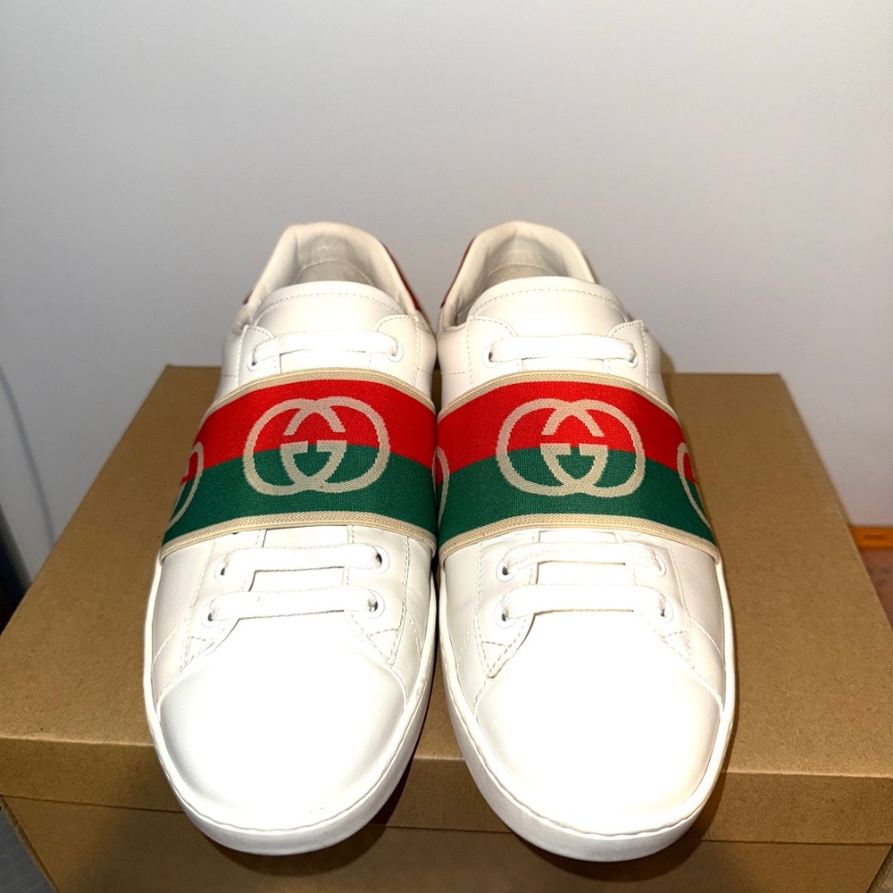 Gucci White Sneakers with Red and Green Stripes - Picture 1 of 5